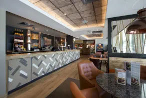 Premier Inn London Woolwich Royal Arsenal - Restaurant