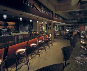 Universal's Loews Royal Pacific Resort - Restaurant