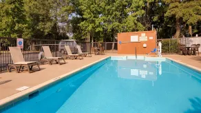 Best Western Plus Richmond - Piscine
