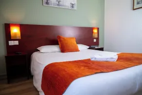  BRIT HOTEL Essentiel Villefranche-sur-Saône (Ex Balladins) ** - Chambre