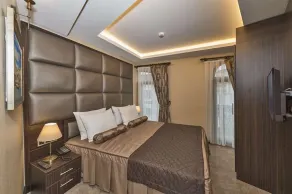 Romeo Hotel - Camera
