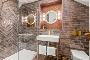 The Ley Arms  - Baño