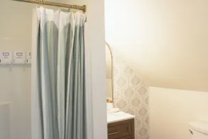 The Trident Inn - Bathroom