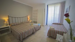 Casa Del Mar Hotel & Apartaments - Zimmer