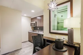 Homewood Suites by Hilton Charleston Historic District - Chambre
