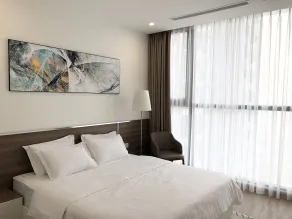 Luxury Condotel 2BR Vinhomes Skylake Keangnam - Netflix free - Room