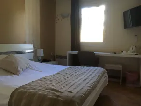 Hôtel Balladins Lyon Est Saint-Quentin-Fallavier - Chambre
