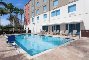 Holiday Inn Express Hotel & Suites Fort Lauderdale Airport/Cruise Port by IHG - Piscina