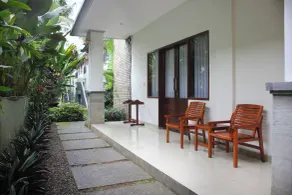 Putri Ayu Cottages - Habitación