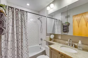 Charming Arnold Home w/ Patio & Chicken Coop! - Salle de bain