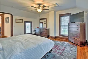 Lawrence Area Vacation Rental 15 Mi to Topeka! - Værelse