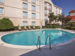 La Quinta by Wyndham Dallas Plano West - Piscine