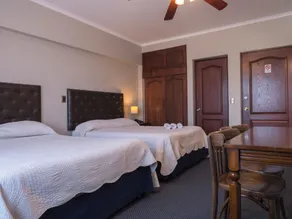 Hotel Econohotel - Room
