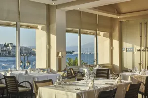 Lucy Hotel - Restaurant