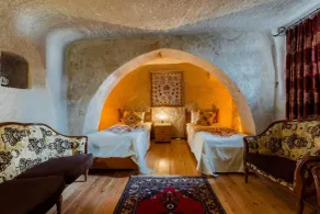 Amber Cave Suites - Habitación