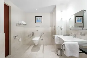 InterContinental Warszawa by IHG - Bathroom