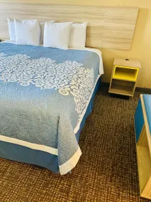 Days Inn by Wyndham Fort Wayne - Chambre