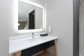 Super 8 by Wyndham Lubbock Airport - Badezimmer