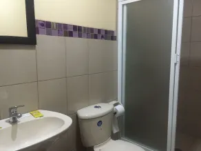 Hostal y Complejo Recreacional La Playita de Monse - Bathroom