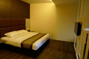 Hotel Austin Paradise - Taman Pulai Utama - Zimmer