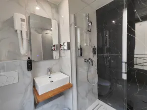 55 Montparnasse Hôtel - Salle de bain