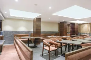 FabHotel Pancharatna Regency - Nr Medicover Hospital - Restaurant