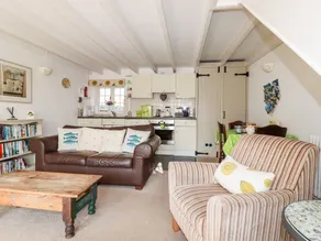 Slate Cottage - Living room