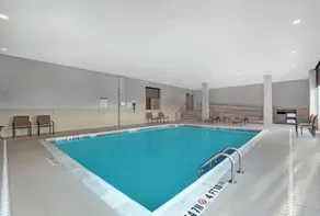 Hampton Inn & Suites by Hilton Belleville - Piscine
