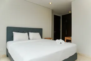 Relaxing 2BR at The Empyreal Condominium Epicentrum Apartment By Travelio - Zimmer
