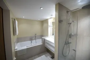 Hotel Scheelsminde - Bathroom