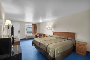 Knights Inn Jacksonville at Dix Ellis Trail - Room
