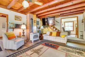 Hatfield Family Home on Lake Arbutus: Boat & Hike - Intérieur