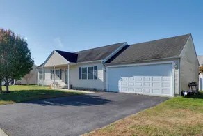 Milton Getaway Near Beach w/ Deck & Yard - Innvendig
