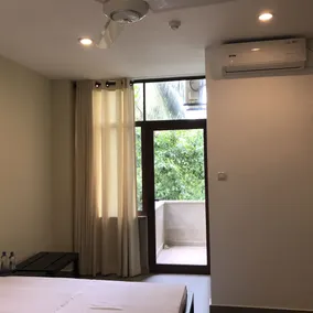 Saninro Hotel Ragama - Chambre