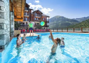 Résidence Club MMV Le Hameau des Airelles - Pool