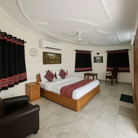 Stay Guru Resort Farm Villa - Room