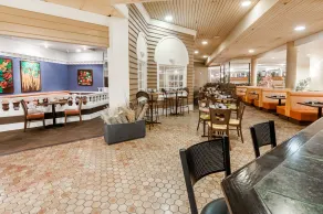 Edmonton Inn and Conference Centre - Restaurant