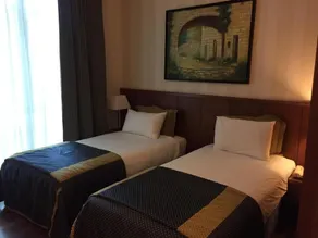 King Suites Hotel - Room