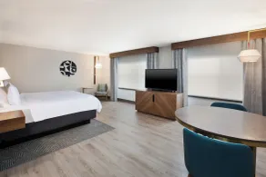 Holiday Inn Ontario Airport - California by IHG - Camera