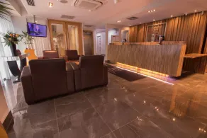 The Continental Hotel and Spa, Heathrow - Reception