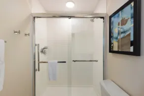 Candlewood Suites McPherson by IHG - Salle de bain