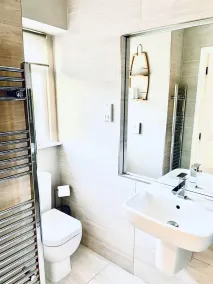 The Thorpe Guesthouse - Room