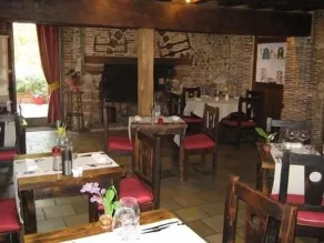 Logis Hotel Restaurant Le Cheval Blanc - Restaurant