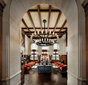 Fairmont Hotel Macdonald - Restaurant