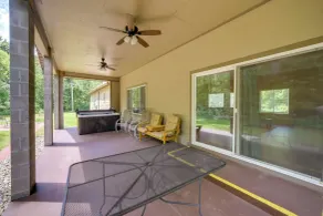Spacious House on Half Acre < 3 Mi to Beach! - Interiør