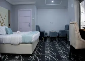 Mountaintop Hotel - Chambre