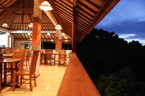 Munduk Sari Resort - Restaurant