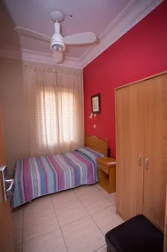 Hostal Navarra - Habitación