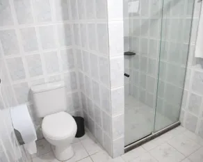 Hotel Piramide Pituba - Av Paulo VI - Bathroom