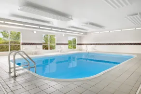 Country Inn & Suites by Radisson, Springfield, OH - Piscine